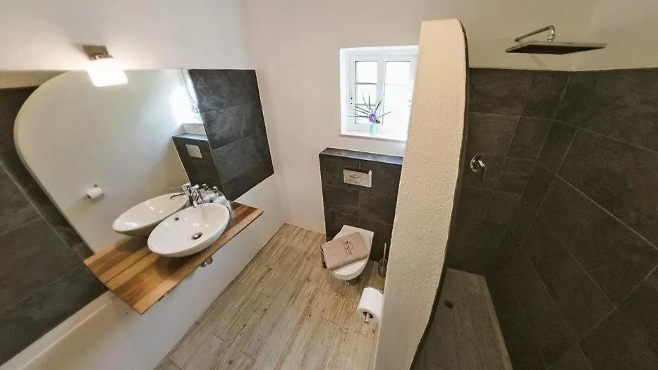 Villa With 4 Bedrooms And Pool In Surf Resort Raposeira  Сasa de vacaciones